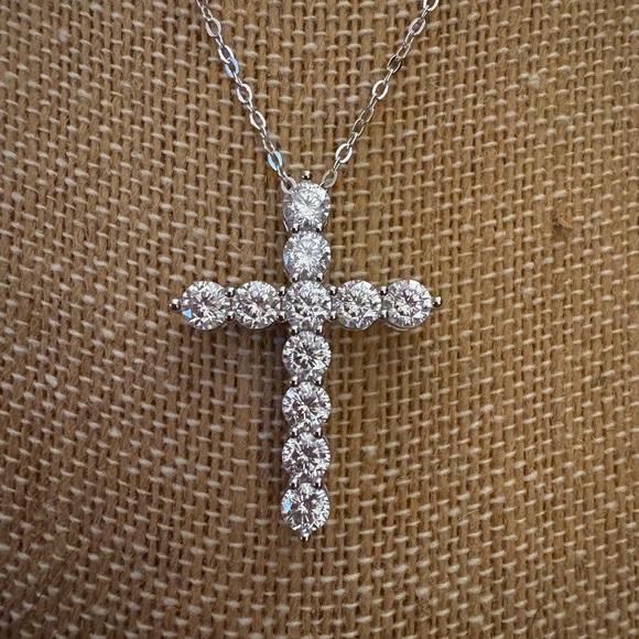 Jewelry - Solid Sterling Silver Round Brilliant Moissanite Cross Necklace.